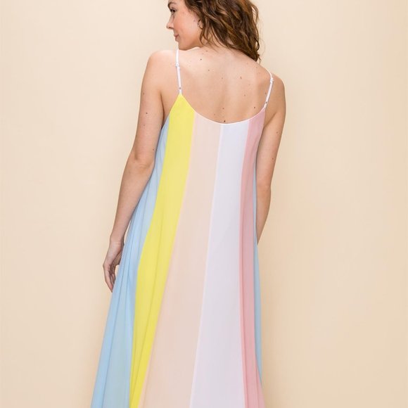 NWT!💝 Springtime Multi-color Maxi Dress - Picture 3 of 7